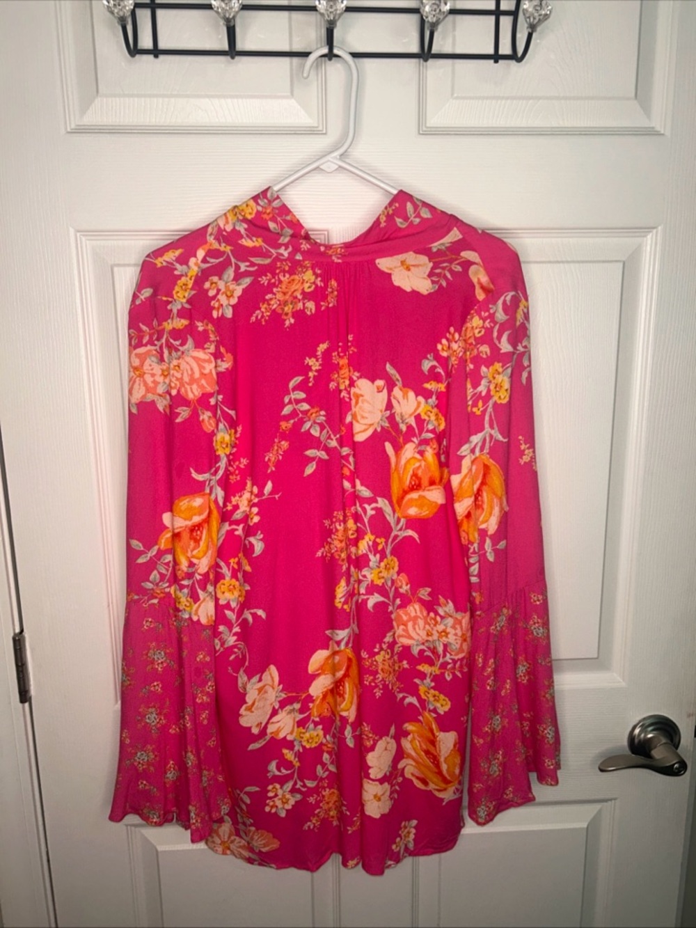 Free People Bright Pink Floral Bell-Sleeve Tunic sz S long sleeve top pre loved